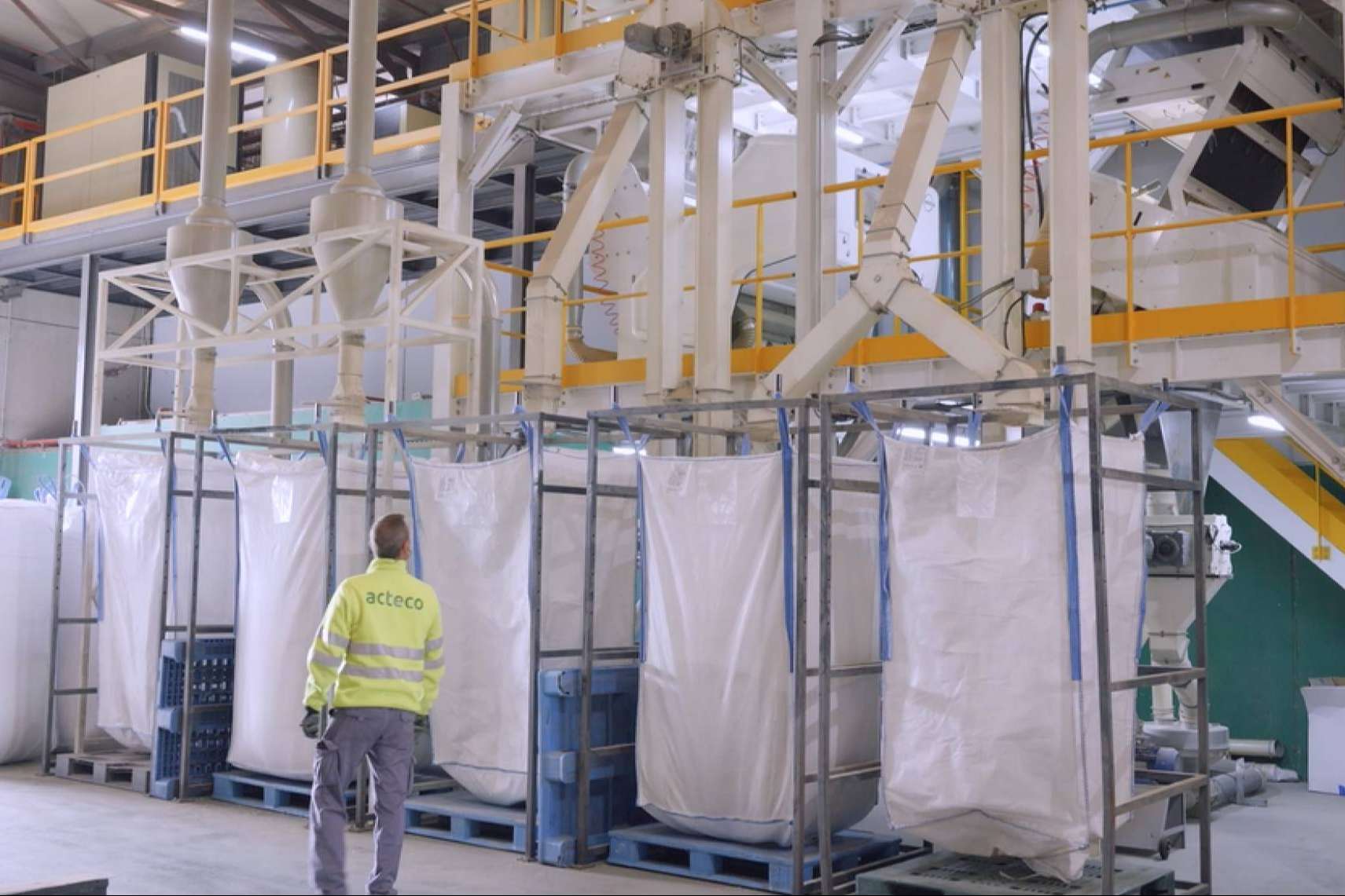 Acteco impulsa el reciclaje plástico como vía para reducir impuestos y avanzar hacia la economía circular