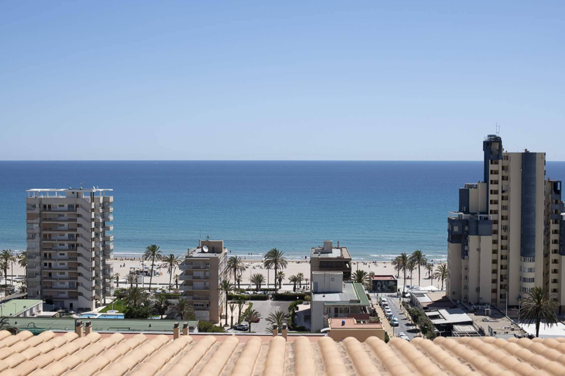 Apartamentos Concorde, alojamiento frente al mar en Playa San Juan, Alicante