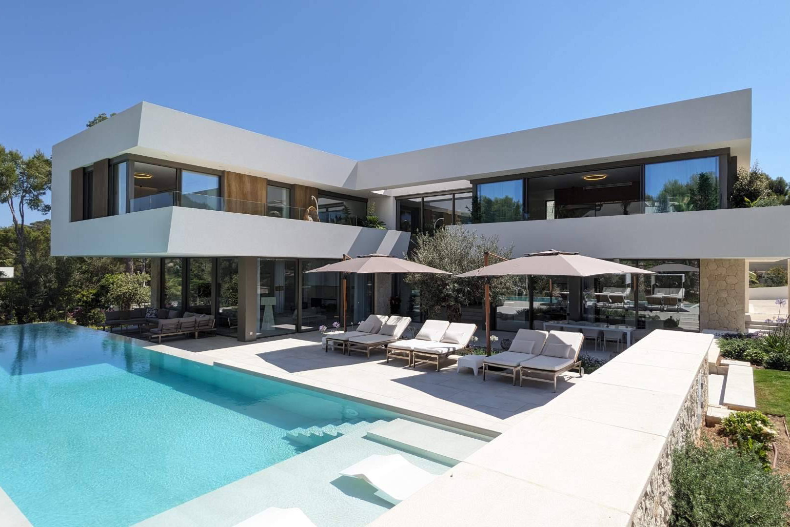 Asesoramiento exclusivo y gestión integral, el modelo de Lovian Properties en la inmobiliaria de lujo en Mallorca