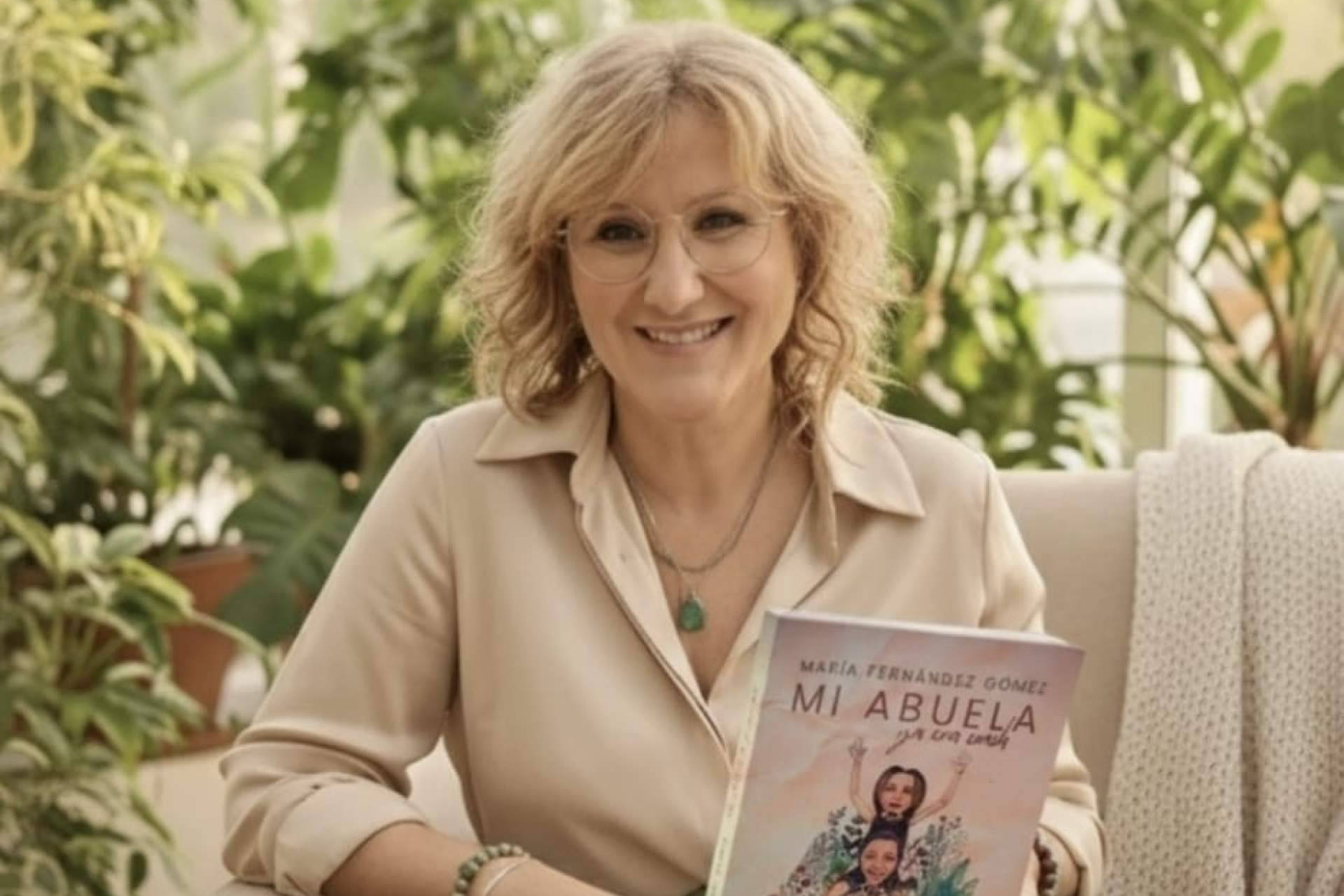 María Fernández Gómez presenta 'Mi abuela ya era coach', una obra sobre resiliencia y desarrollo personal