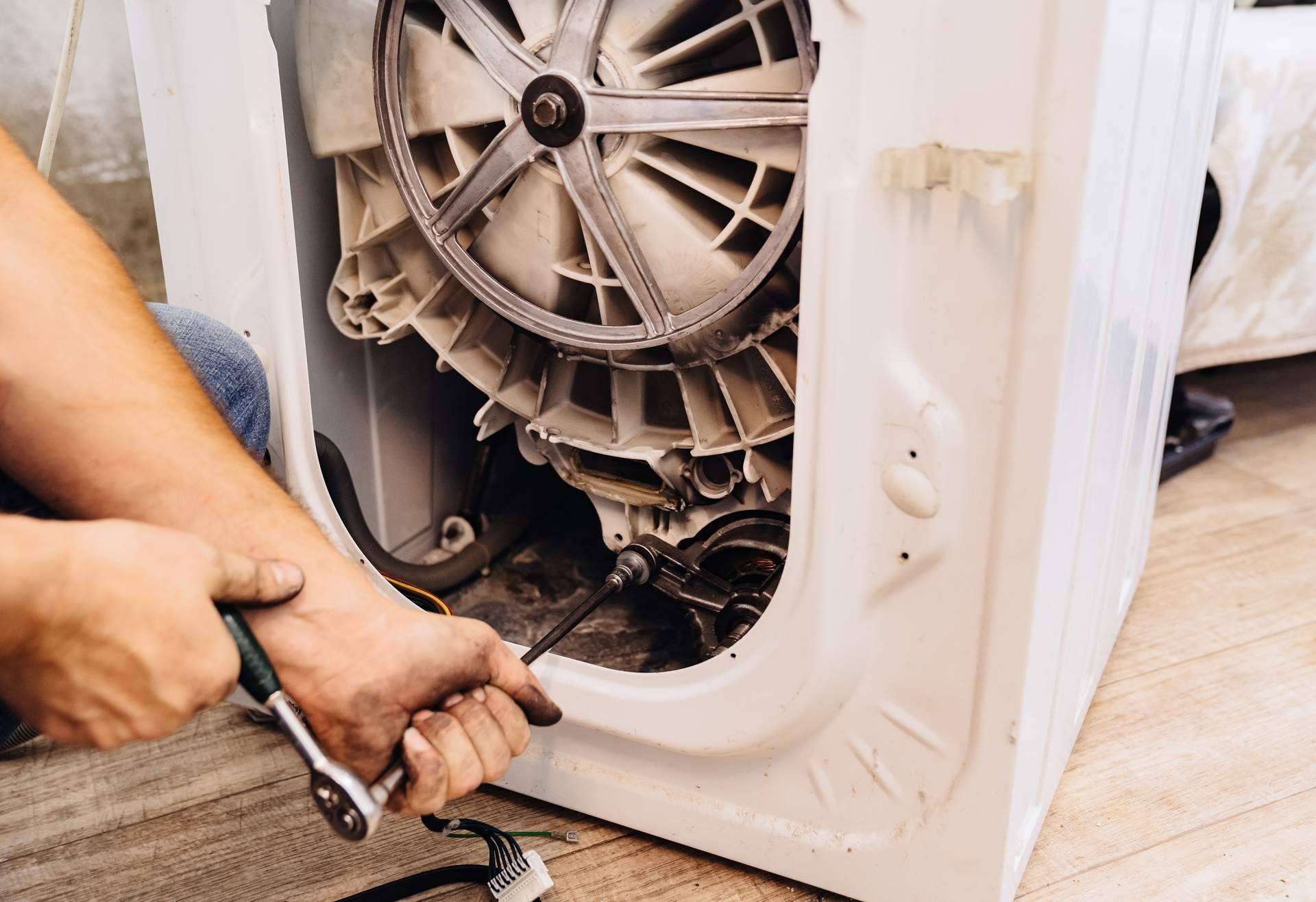 Reparaciones eficientes y atención personalizada en el Servicio Técnico Balay Huelva