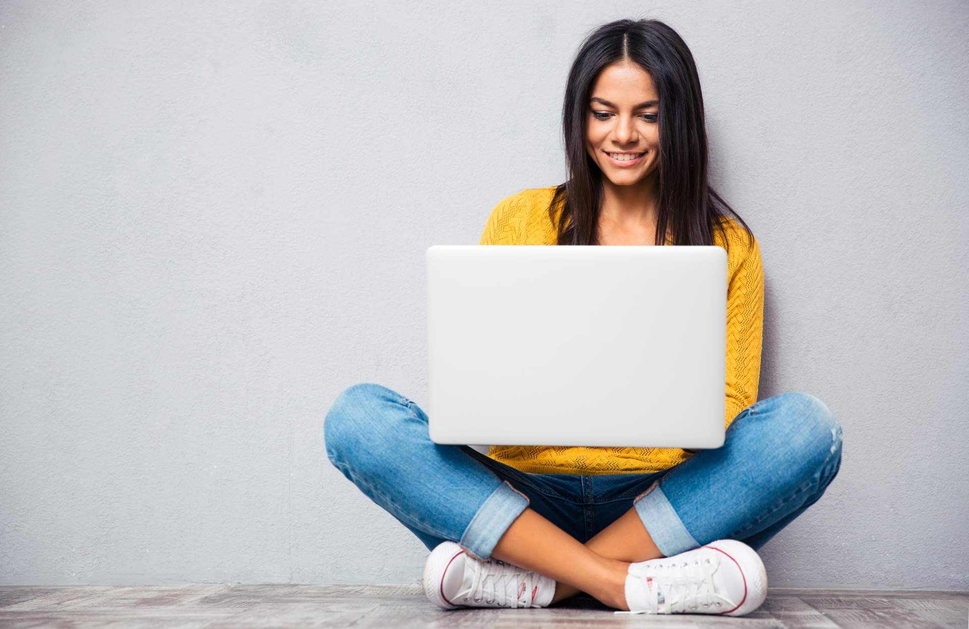 ENEB impulsa carreras globales con formación online de alto rendimiento y enfoque flexible