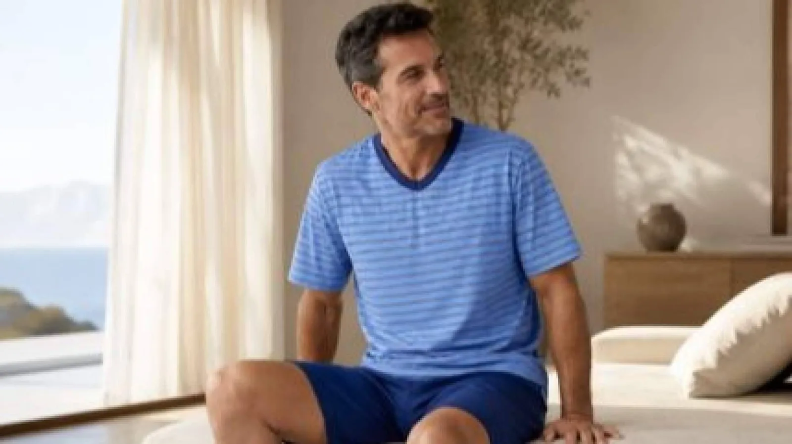 Cómo elegir pijamas de verano para hombre cómodos; la importancia del tejido, el corte y la confección